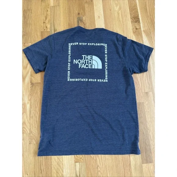 Men's Size Large The North Face Gray Short Sleeve Shirt - Picture 3 of 4